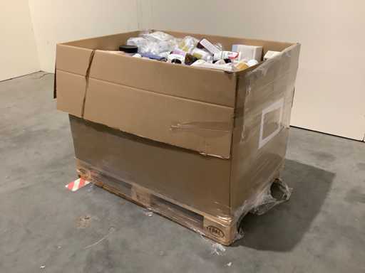 Palette mit Nahrungsergänzungsmitteln