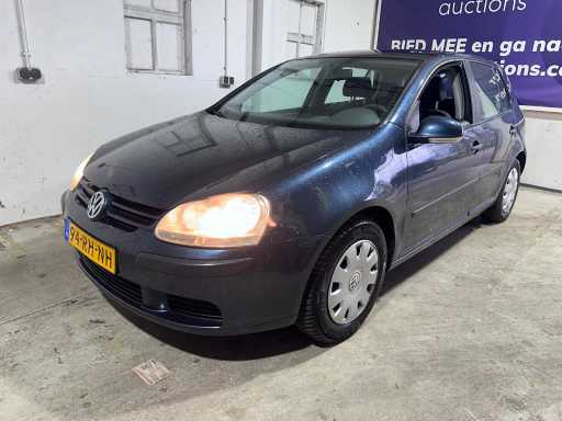 Volkswagen - Golf - 1.6 FSI Torino - 94-RH-NH