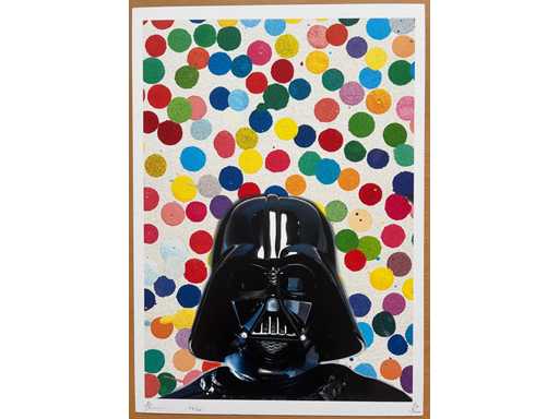 DEATH NYC: Star Wars Darth Vader & Damien Hirst 90/100