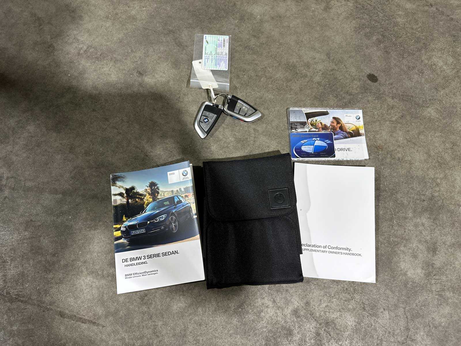 BMW 318i Corporate Lease Executive 3-serie 136pk 2018 (Origineel-NL), SB-204-F