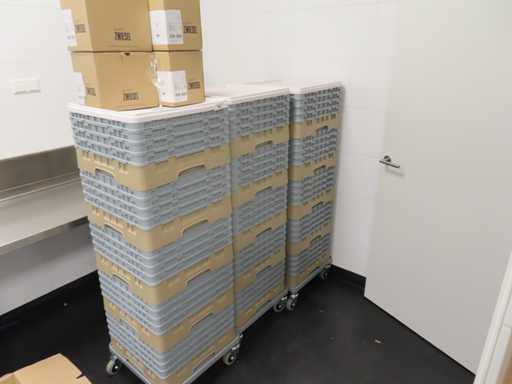 Wijnglas bedrukt met Cambro transportkrat (380x)