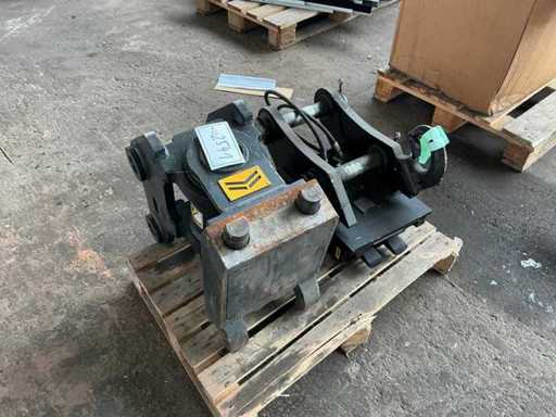 POWERTILT PTA-070, hydraulic quick couplers