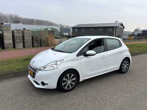 Peugeot 208 1.4 e-HDi Active 2013 | 3-SJG-05