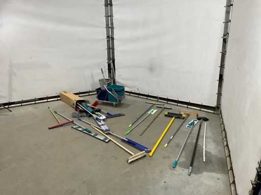 Partij schoonmaak artikelen