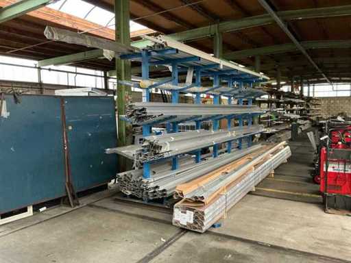 Partia profili aluminiowych