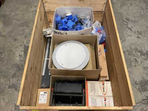 Partia materiałów instalacyjnych