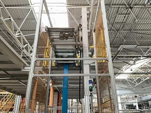 Trasportatore elevatore