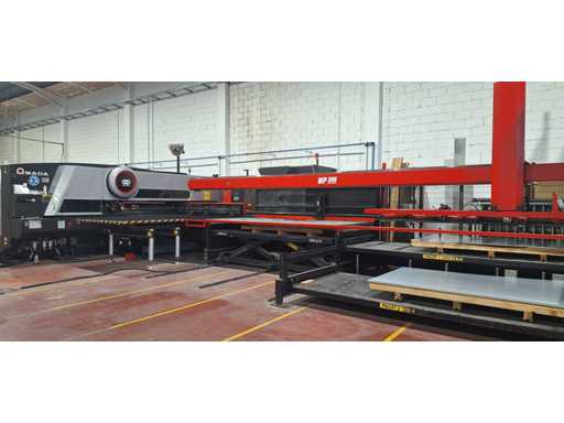 AMADA - EML 3510 NT - Kombinierte Stanzlasermaschine + Automatischer Lader - 2005
