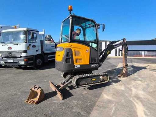 Mini Excavator - VOLVO - EC18D 