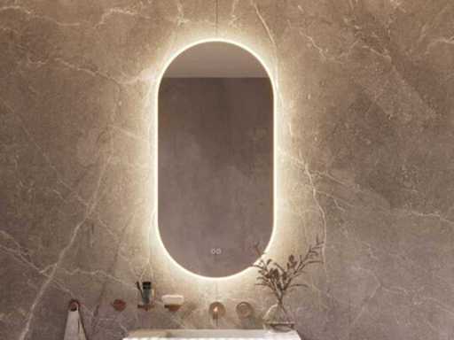 Karo – Spiegel Oval 60x80 cm + LED und Heizung