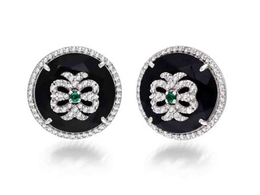 Ronde oorbellen natuurlijke groene smaragden onixen diamanten