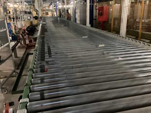 Roller conveyor