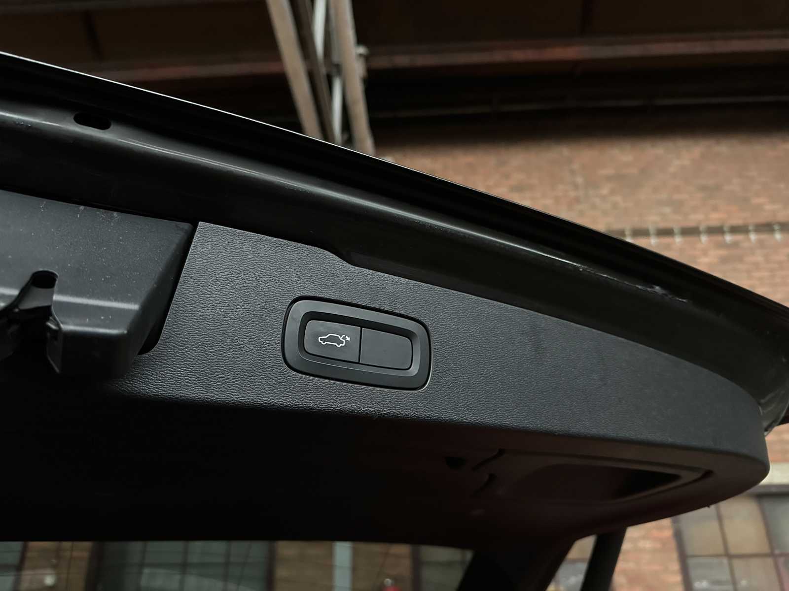 Volvo V60 2.0 T4 Moment.Pro 188pk 2019, ZP-740-L