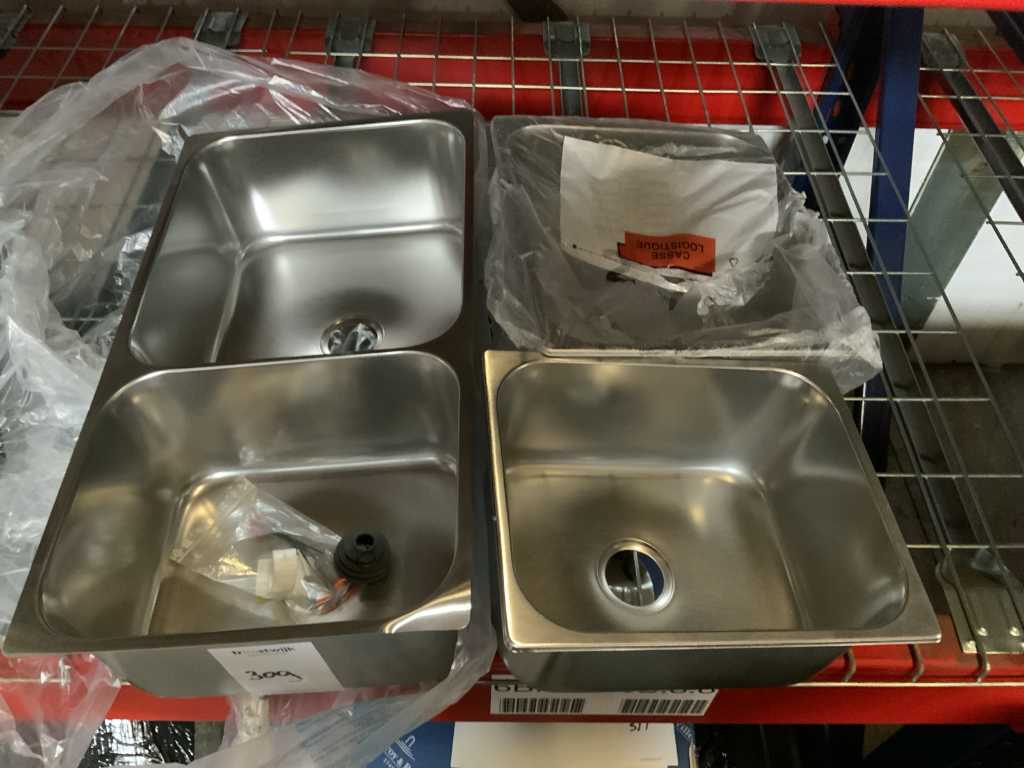 Stainless steel sink (4x)