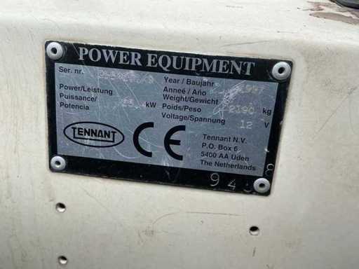 1997 Tennant 355 Selbstfahrender Räumer