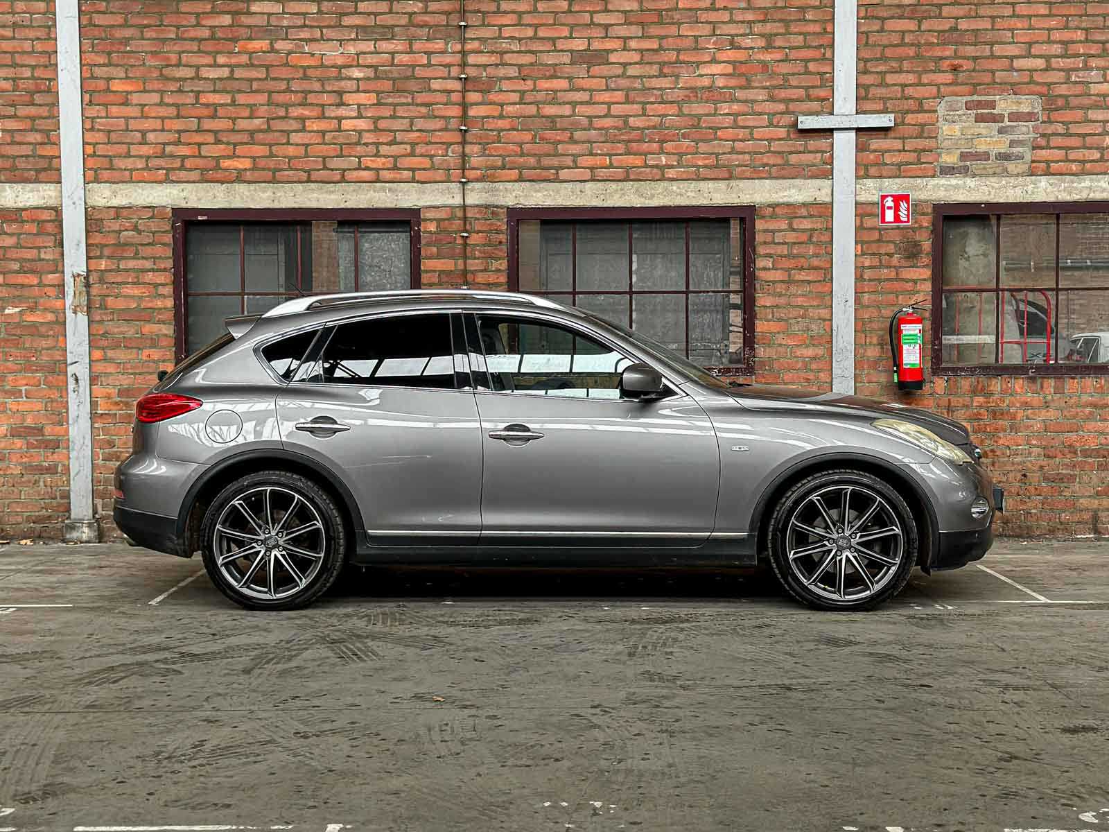 Infiniti EX 37 GT 3.7 V6 AWD 320pk 2009, 06-HPG-4 Youngtimer