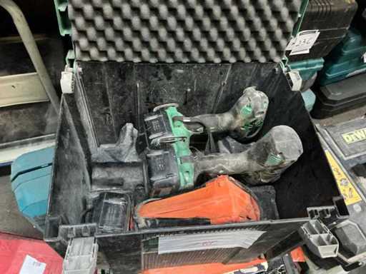 Hitachi Battery screwdriver (2x)