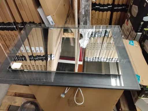 Oglind? de baie cu iluminare