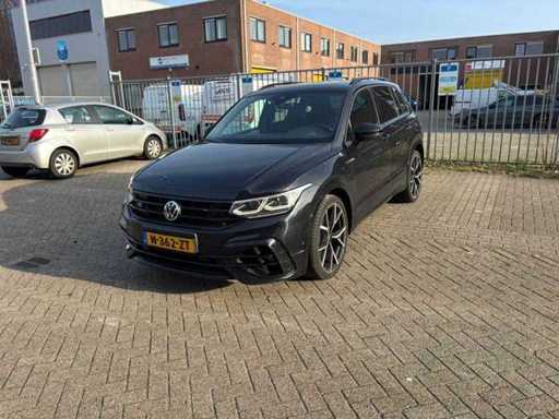 Car auction in Delft