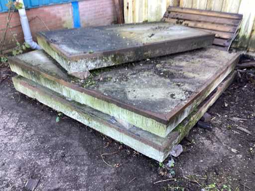 Concrete slabs (3x) stelcon