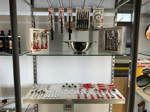 Professionele koksmessen, 24 delig besteksets, steakset, vergiet,divers keukengerei Ssw/Gws/Ibili