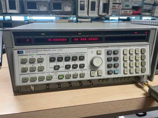 HP - 8341B - Gesynthetiseerde Generator