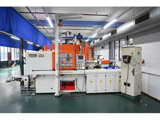 Arburg - 370 S Allrounder 800-150 - Spritzgießmaschine mit Sepro-Robotersystem