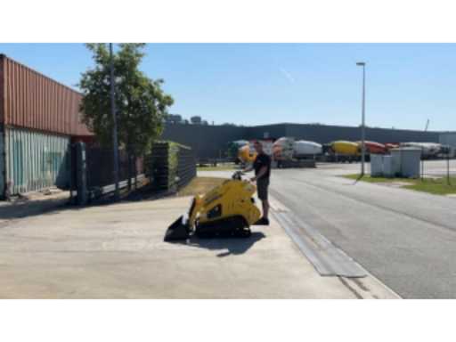 bf6f4454-6269-468e-8c2e-017883ebd840.mp4