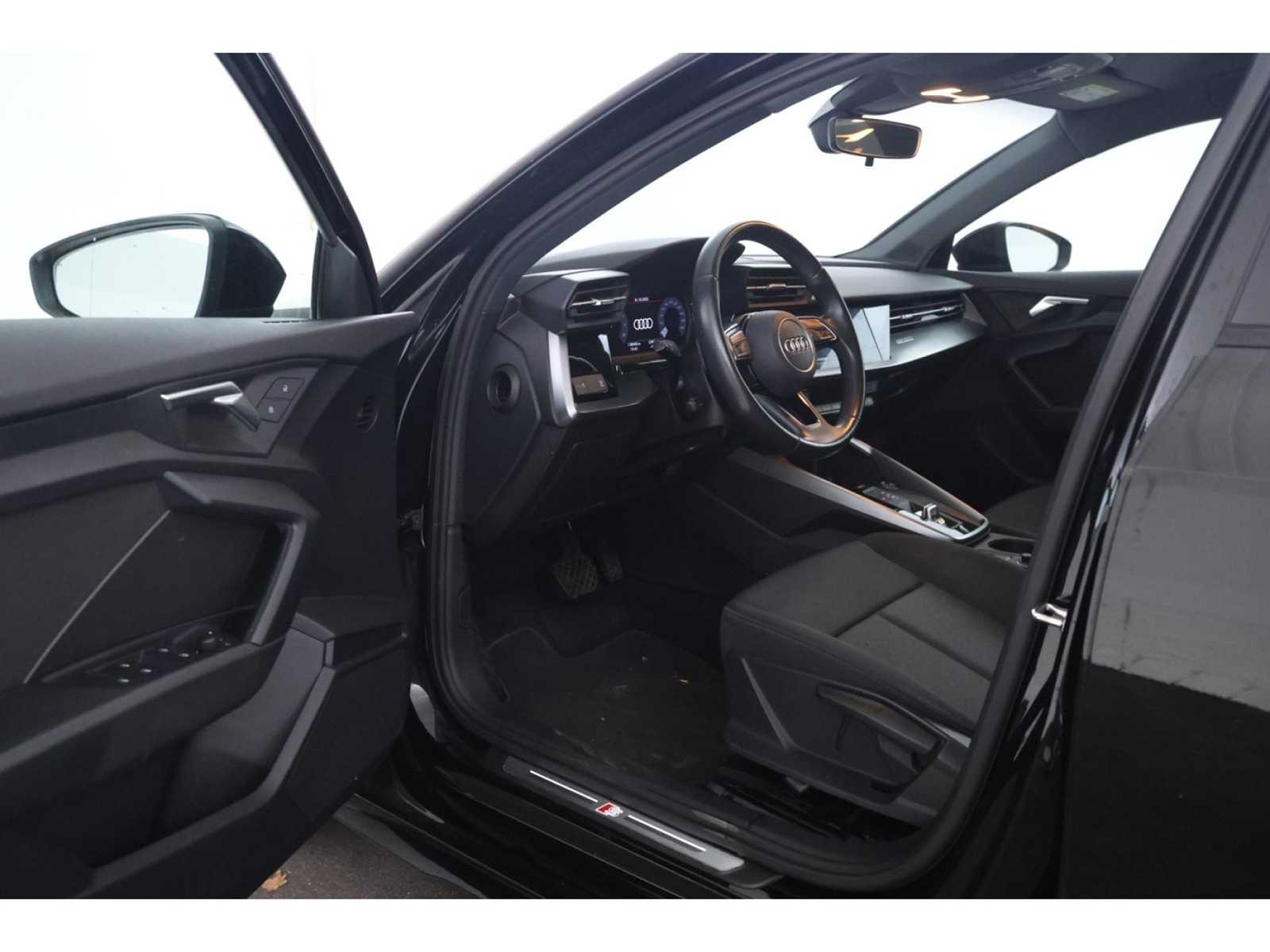 Audi A3 Sportback 30 S edition TFSI 122pk 2022, JLR-80-R
