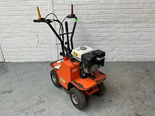 2017 Benassi L300 Rasenschälmaschine