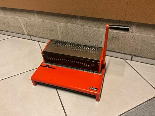 Relieuse IBICO PB 24