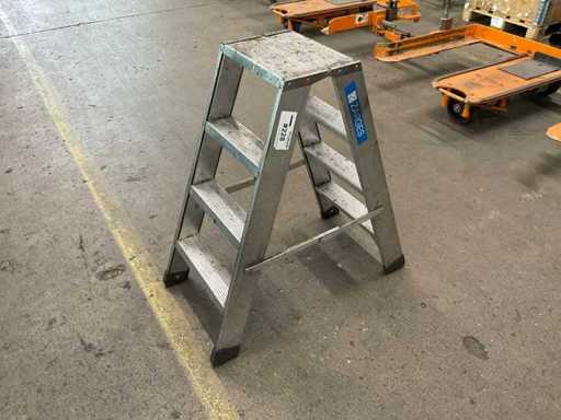 Escalera de aluminio Zarges