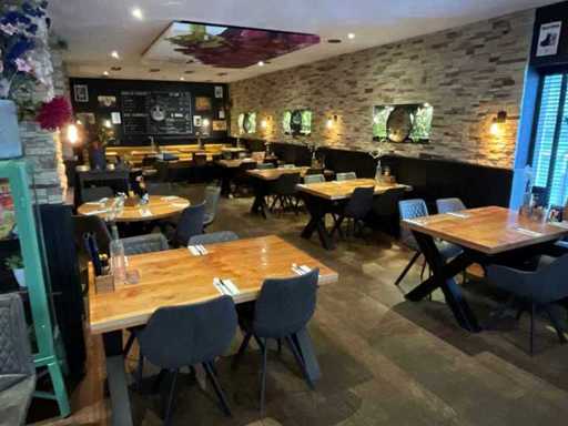 Restaurant Du Bistro due to business closure