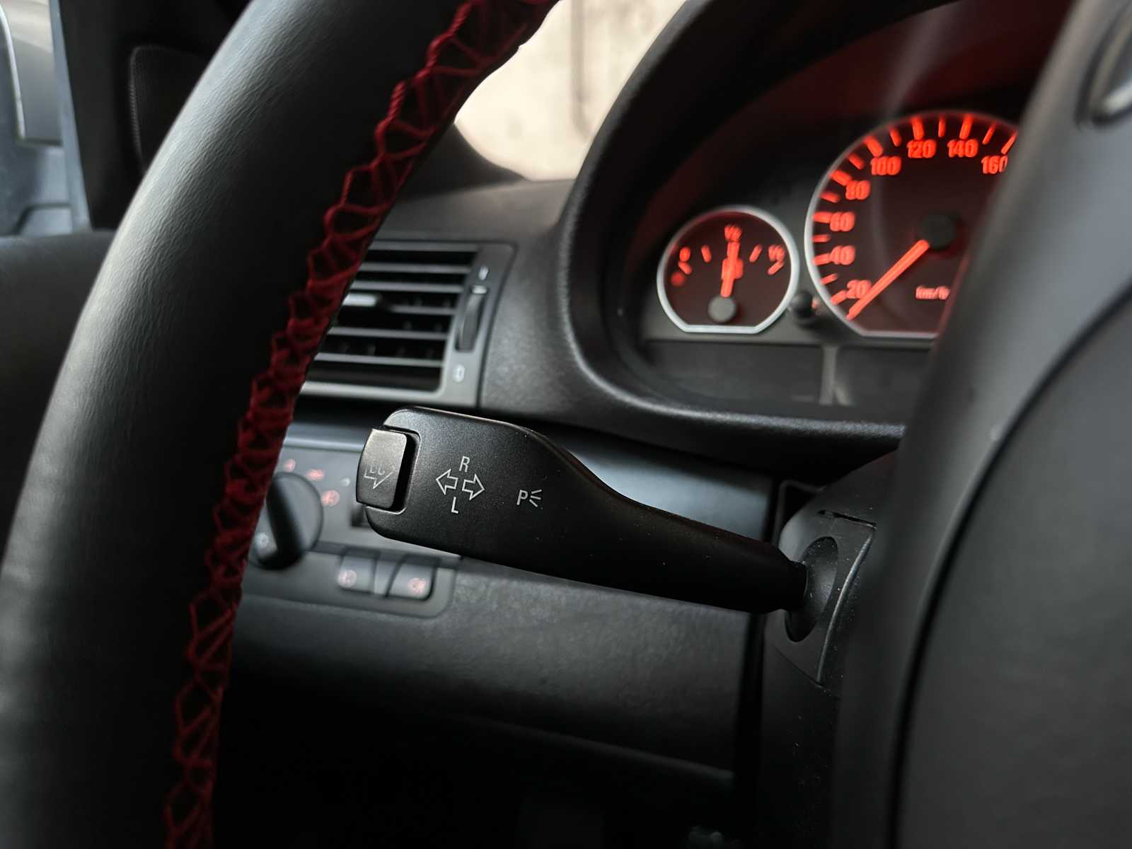 BMW 318i Touring Special Exec. 3er-Serie 141 PS 2003, 65-NJ-VL