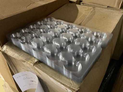 Formes de plateaux de traitement (vers 7500)