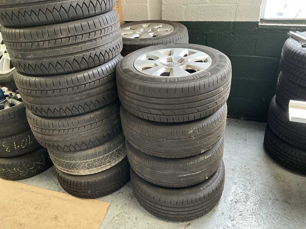 Car tyres, Audi alloy wheels