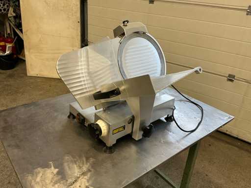 Buffalo Frozen Meat Slicer