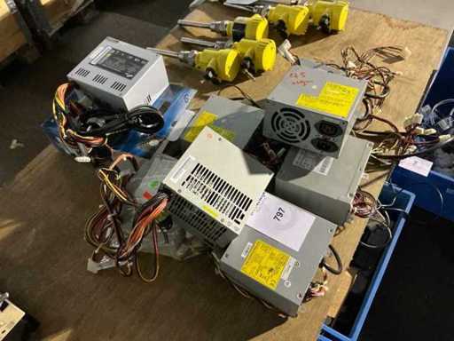 Power supply (8x)