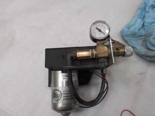 Neuson - Pomp - Vacuümpomp 24 Volt - 2007