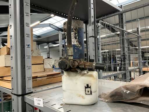 2007 Haldex 24MG32HE Hydraulic Pump