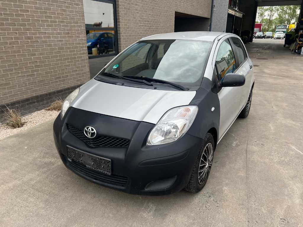 TOYOTA - YARIS -  2011