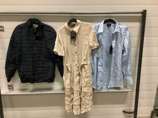 Markenkleidung (36x)