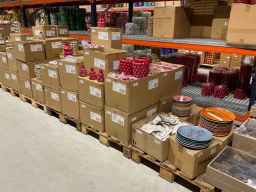 Lotto di vasi e pentole in ceramica e terracotta