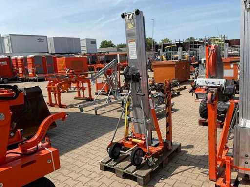 2018 Sumner Manufacturing 2118 Podnoszenie materiału/Kanałowe podnoszenie