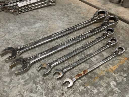 Différentes clés à cliquet encliquetables (5x)