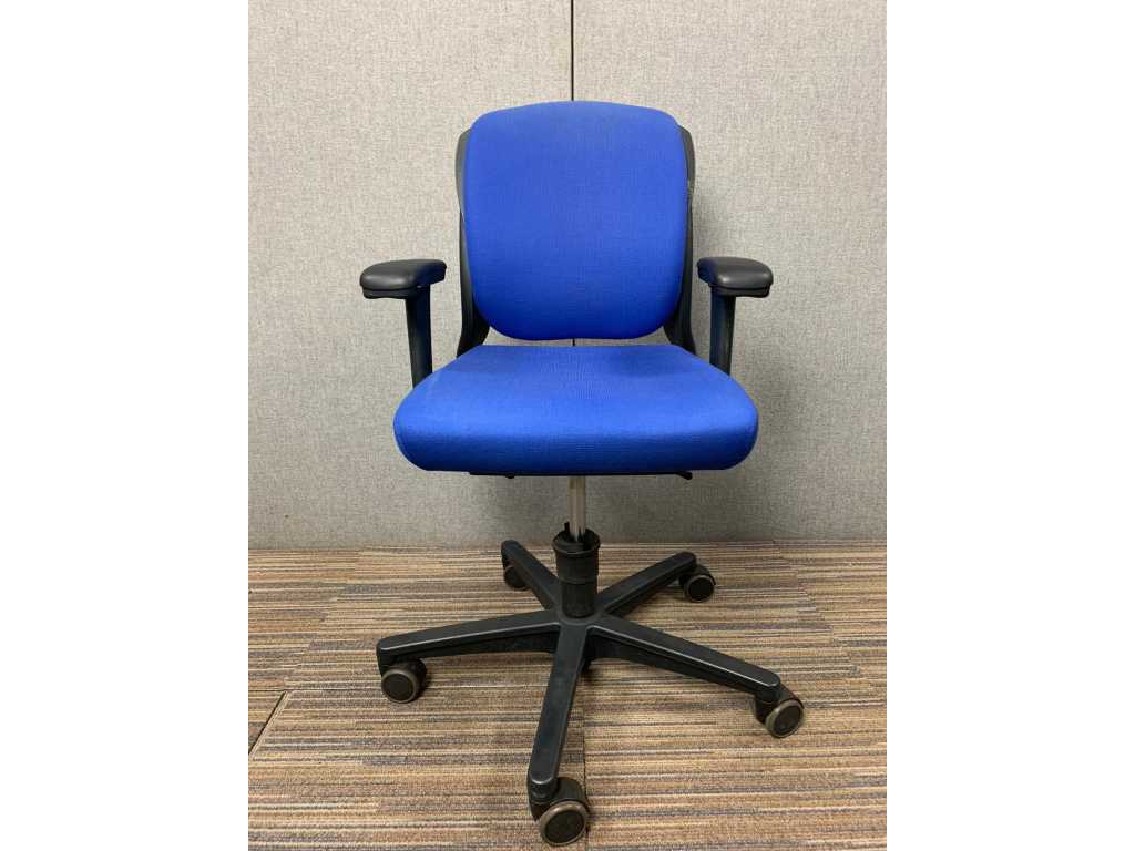 2 x Office chair AHREND 230