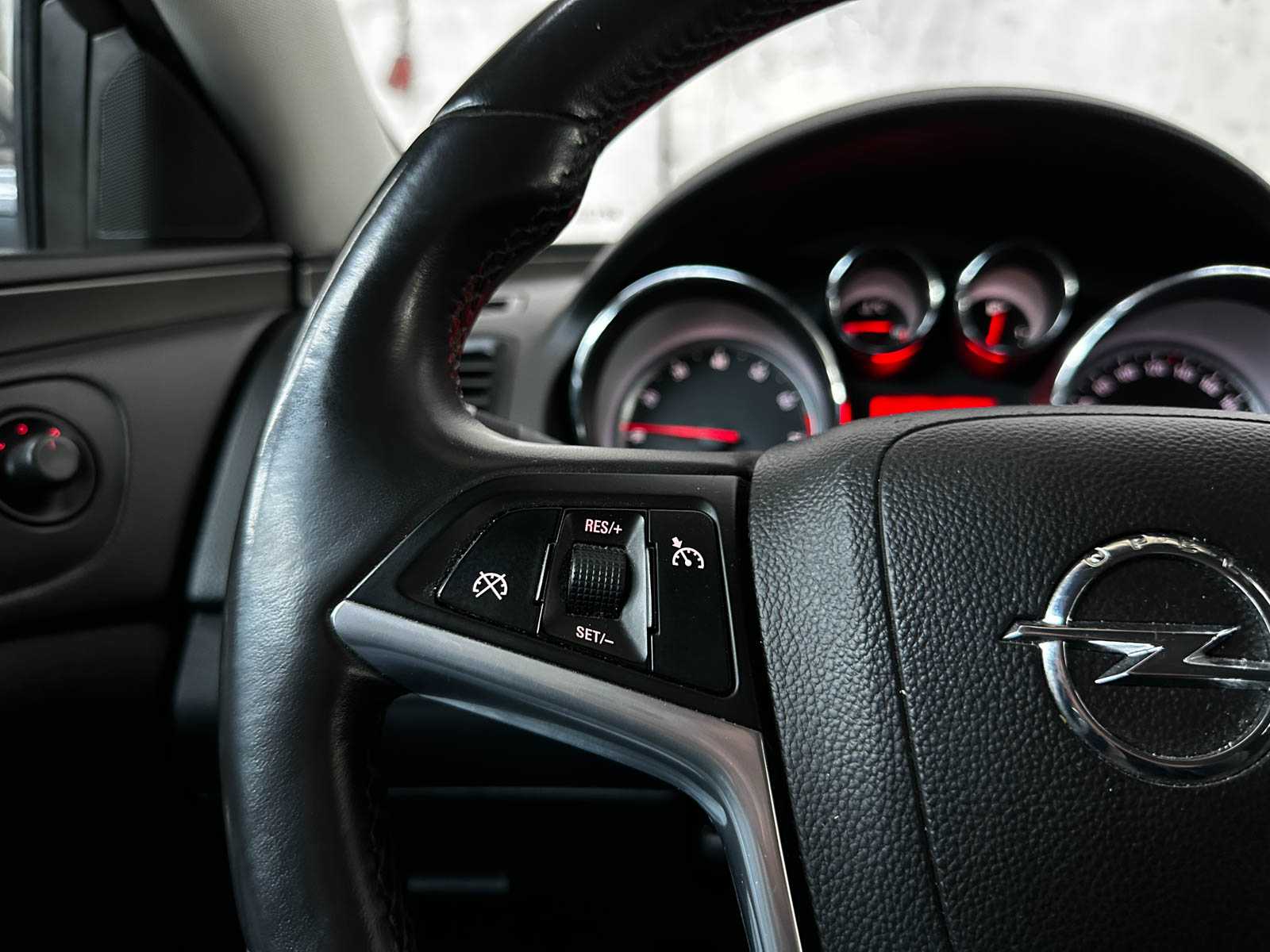 Opel Insignia 1.6 T Edition 179pk 2010 (Origineel-NL), 45-NJT-2