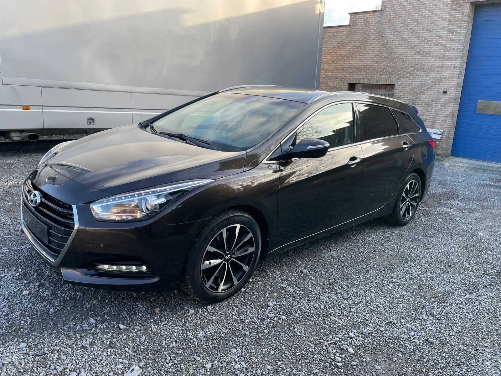 Automatic Hyundai I40 2016