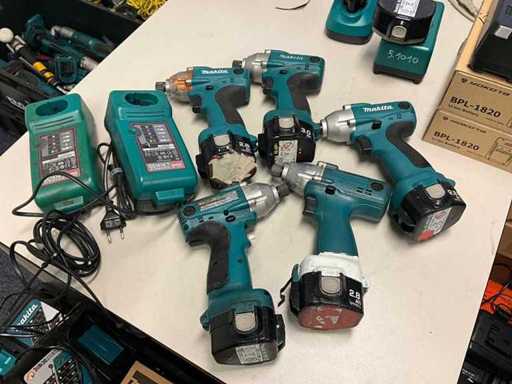 MAKITA 6916FD Cordless impact screwdriver (5x)