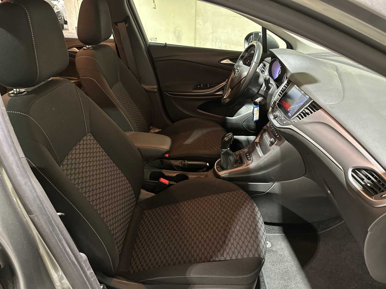 Opel Astra Sports Tourer 1.0 Edition 105hp 2016, KR-157-T